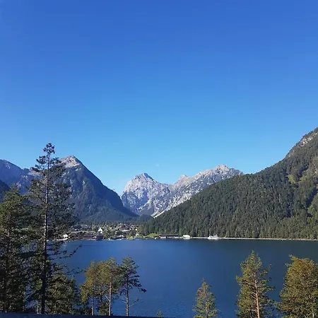 Mountain Pearl Apartament *