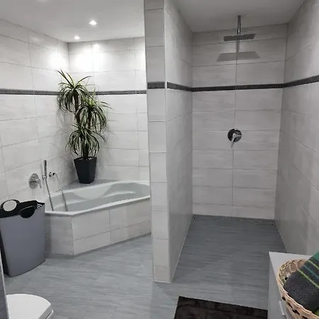 דירה Mountain Pearl מאוראך