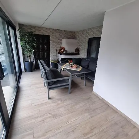 Mountain Pearl Apartament *