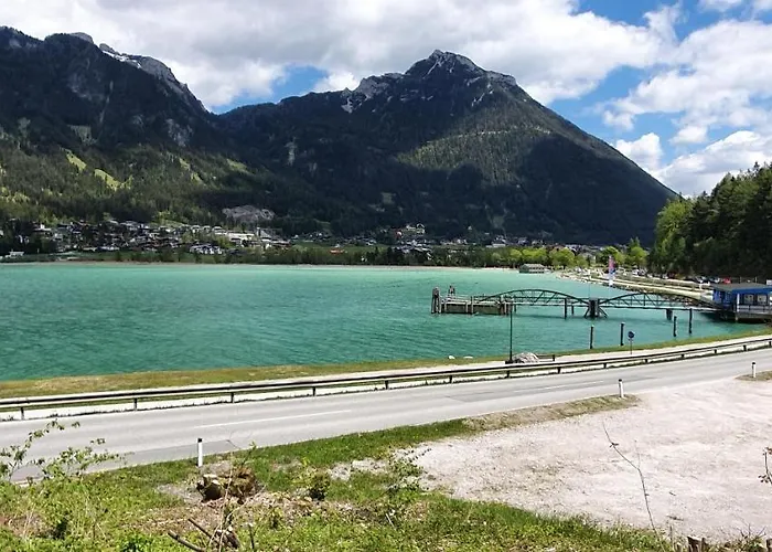 Mountain Pearl Apartment *