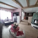 Mountain Pearl Apartment